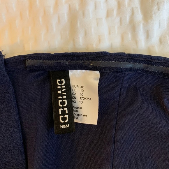 Navy H&M Romper - Picture 6 of 6